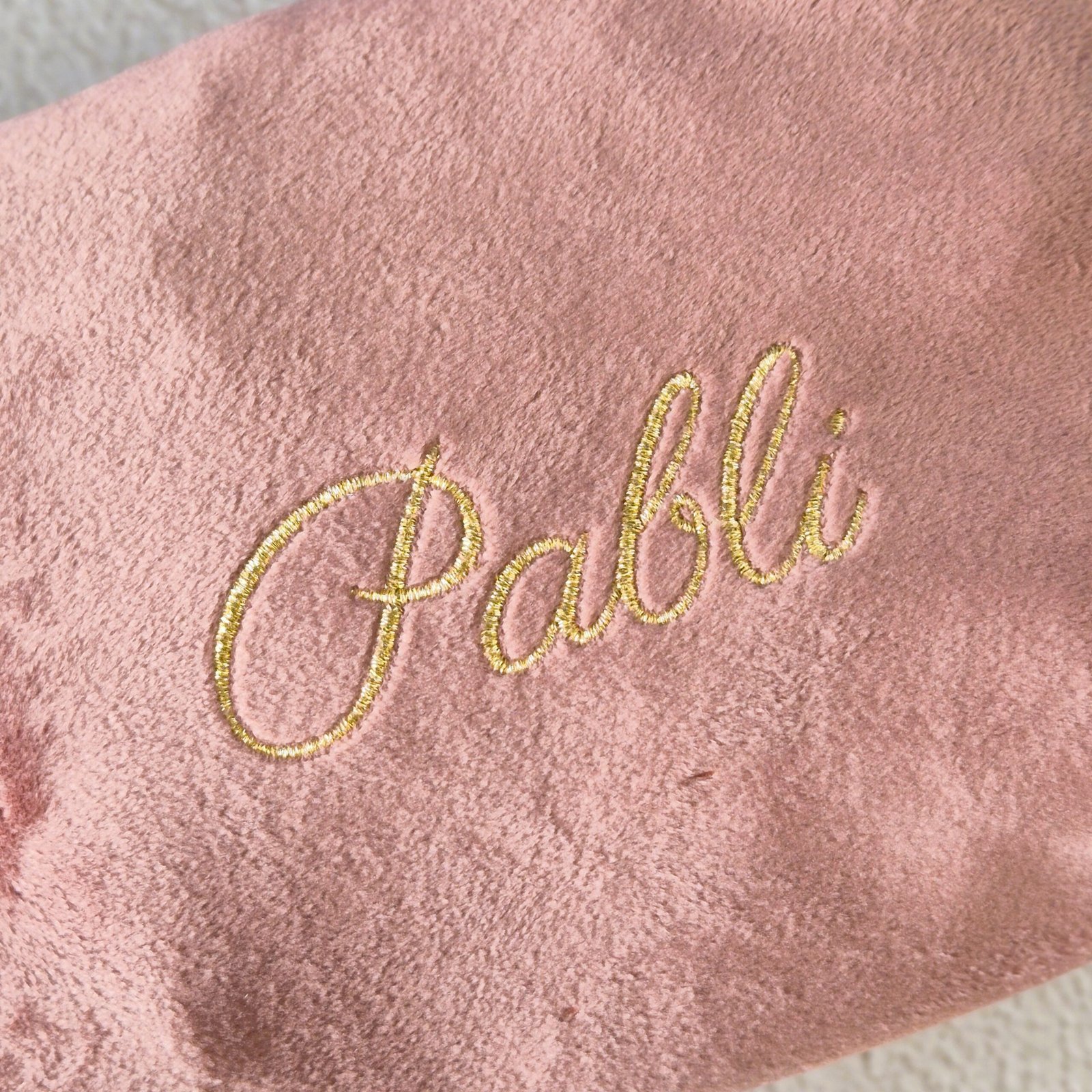 Edoaria bags from the Rouge Amour collection personnalised with name in gold embroidery