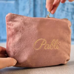 Edoaria bags from the Rouge Amour collection personnalised with name in gold embroidery